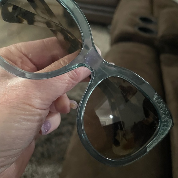 Coach Sunglasses - Picture 2 of 4